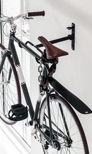 Integrate clicks-and-mortar methodologies